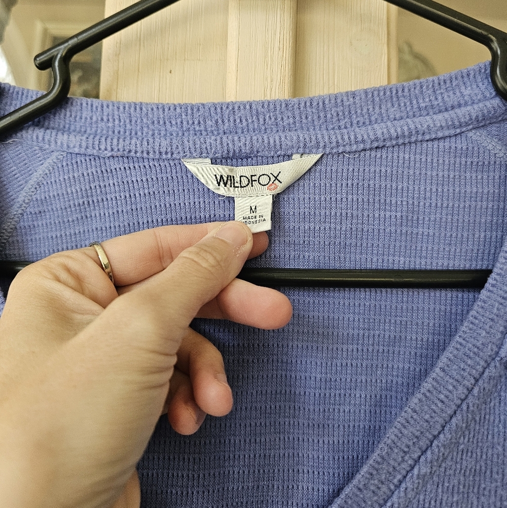 Wildfox Waffle Knit Haley Soft Brushed Top Periwinkle Long Sleeve V-Neck Top - Picture 3 of 13